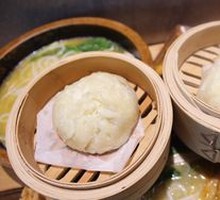 Old Kunming Sugar Ham Flaky Bun