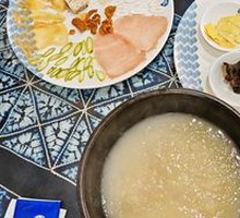 Yun Three Delicacies Over Bridge Rice Noodles