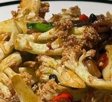 Pork Belly Stir-fried with Cauliflower