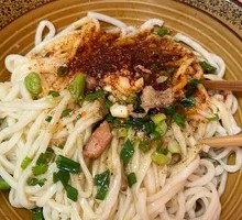 Oil-Poured Noodles