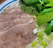 Clear Soup Beef Noodles