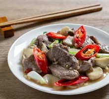 蘑菇炒牛肉