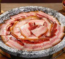 Stone Plate Preserved Pork