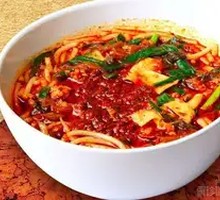 Traditional Small Pot Rice Noodles