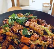 Spicy Dry Pot Chicken