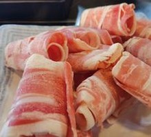 Crispy Lamb Rolls