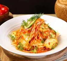 Yunnan-style Steamed Egg Salad with Fragrant Herbs