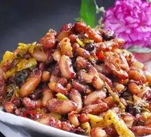 Pickled Vegetable Stir-fried Red Beans