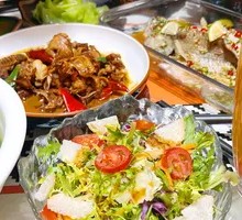 Signature Vegetable and Fruit Salad