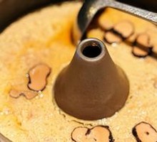 Black Truffle Steam Pot Meat Pie