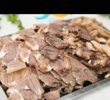 Lamb with Skin