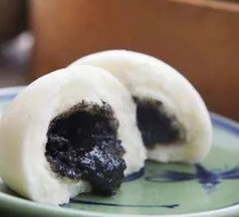 Black Sesame Sweet Bun