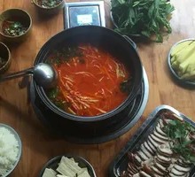 Special Sour Soup Pot