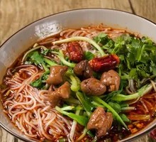 Fatty Intestine Hot Pot Noodles