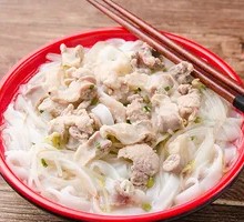 Hunan Pork Rice Noodles