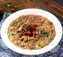Sour Cabbage and Red Bean Shredded Pork Rice Bowl