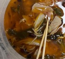 Sour Cabbage Pork Trotter Pot