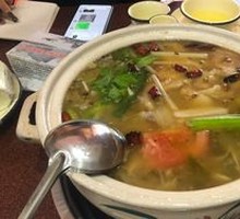 Sour Cabbage Pork Trotter