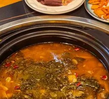 Handmade Suan Cai Pot