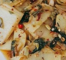 Pickled Cabbage and Potato Slices