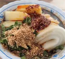 Bajie Cold Rice Noodles