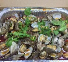 Sichuan-style Spicy Clams