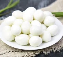 Mixed Quail Eggs Salad