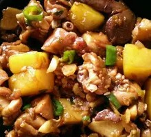 Stewed Rabbit in Yellow Sauce