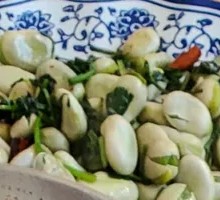 Stir-fried Celery Leaves with Green Beans