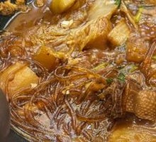 Stewed Old Goose in Iron Pot