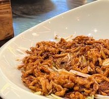 Sauce Stir-Fried Pork Shreds