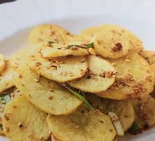 Spicy Rice Stir-fried Potato Slices