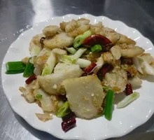 Crispy Dried Chili Taro