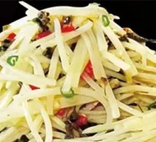 Stir-fried Potato Shreds with Garlic Chives Flowers