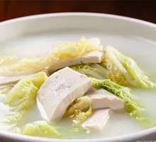Chinese Cabbage and Tofu Soup