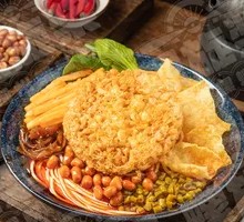 Fried Egg with Snail Noodles