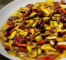 Dried Chili Stir-fried Tremella