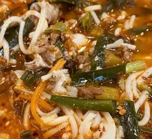 Sour Cabbage and Meat Sauce Rice Noodle Soup