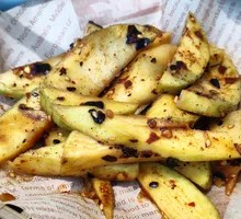 Spicy Chili and Green Mango Salad