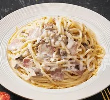 Creamy Bacon Mushroom Pasta