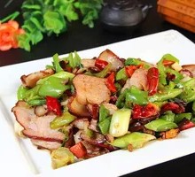 Green Pepper with Old Bacon