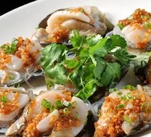 Steamed Fresh Clams with Garlic and Vermicelli