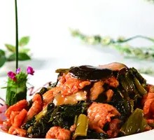 Sour Cabbage Stir-fried with Pork Slices