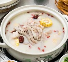 Ganoderma Pork Stomach Chicken Soup
