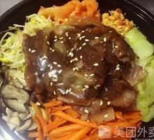 Black Pepper Beef Stone Pot Rice