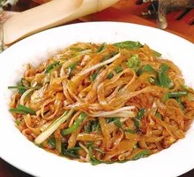 Beef Stir-Fried Rice Noodles