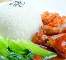 Braised Chicken Leg Rice Bowl