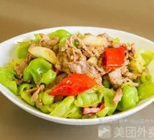 Green Pepper and Pork Rice Bowl