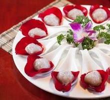 Rose-shaped Shrimp Balls