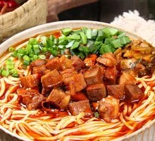 Signature Braised Pork Noodles